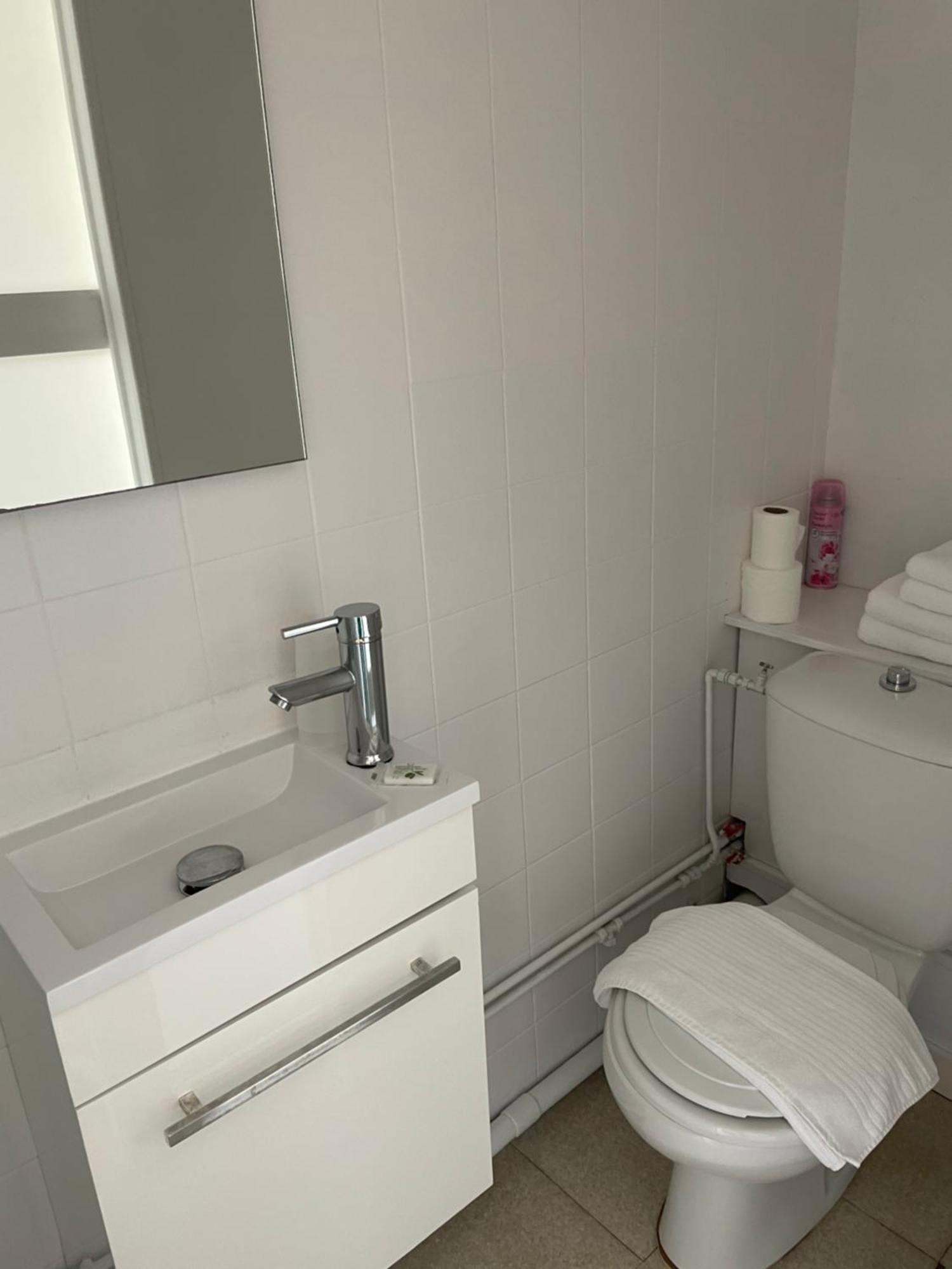 Auberge De La Roque La Roquette Zewnętrze zdjęcie